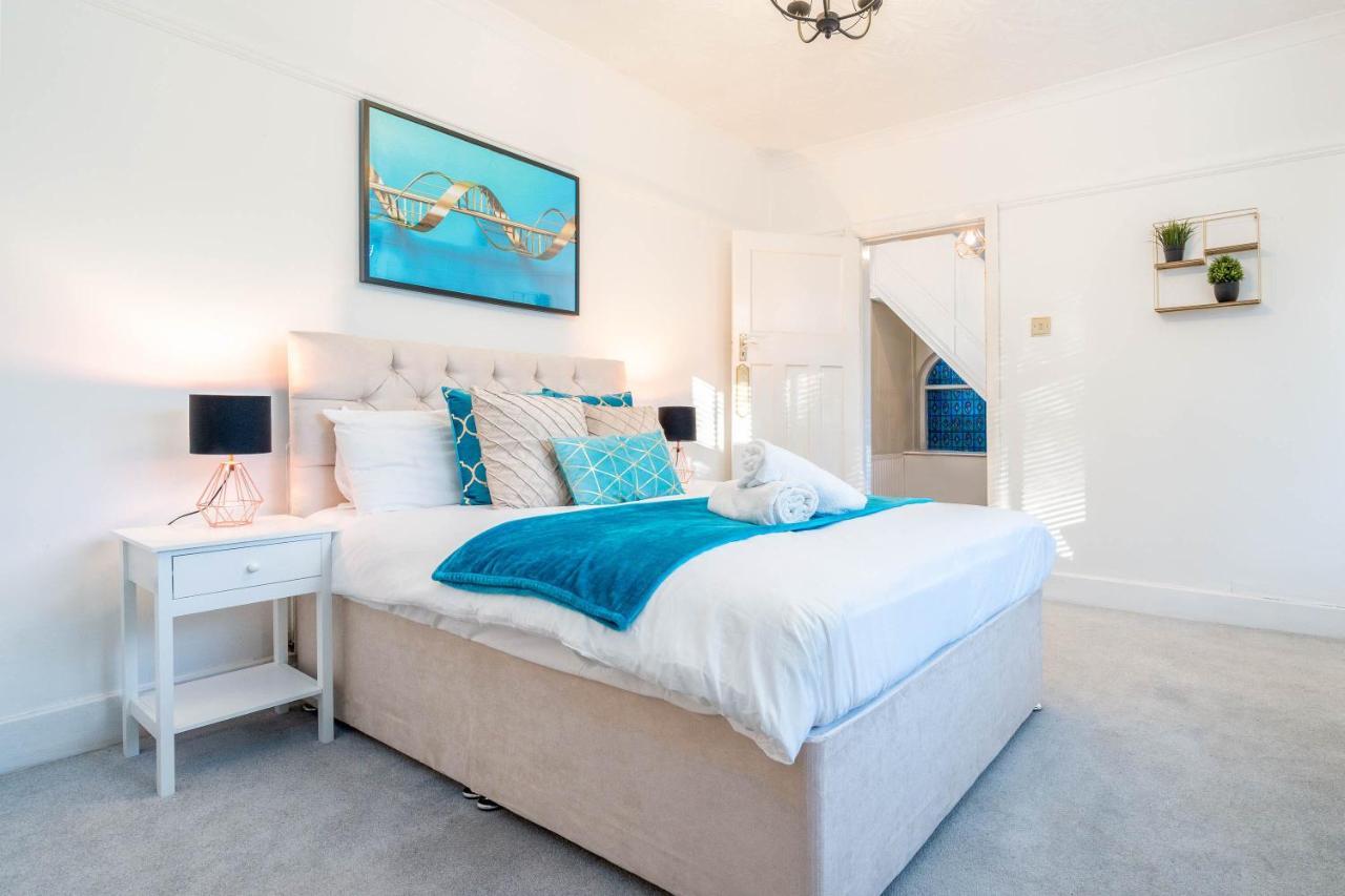 HAUS Large 5 Bedroom House l TOP RATED l Off-street Parking x 3 l Garden l Sleeps 12 l Contractors l Groups Northfield Extérieur photo