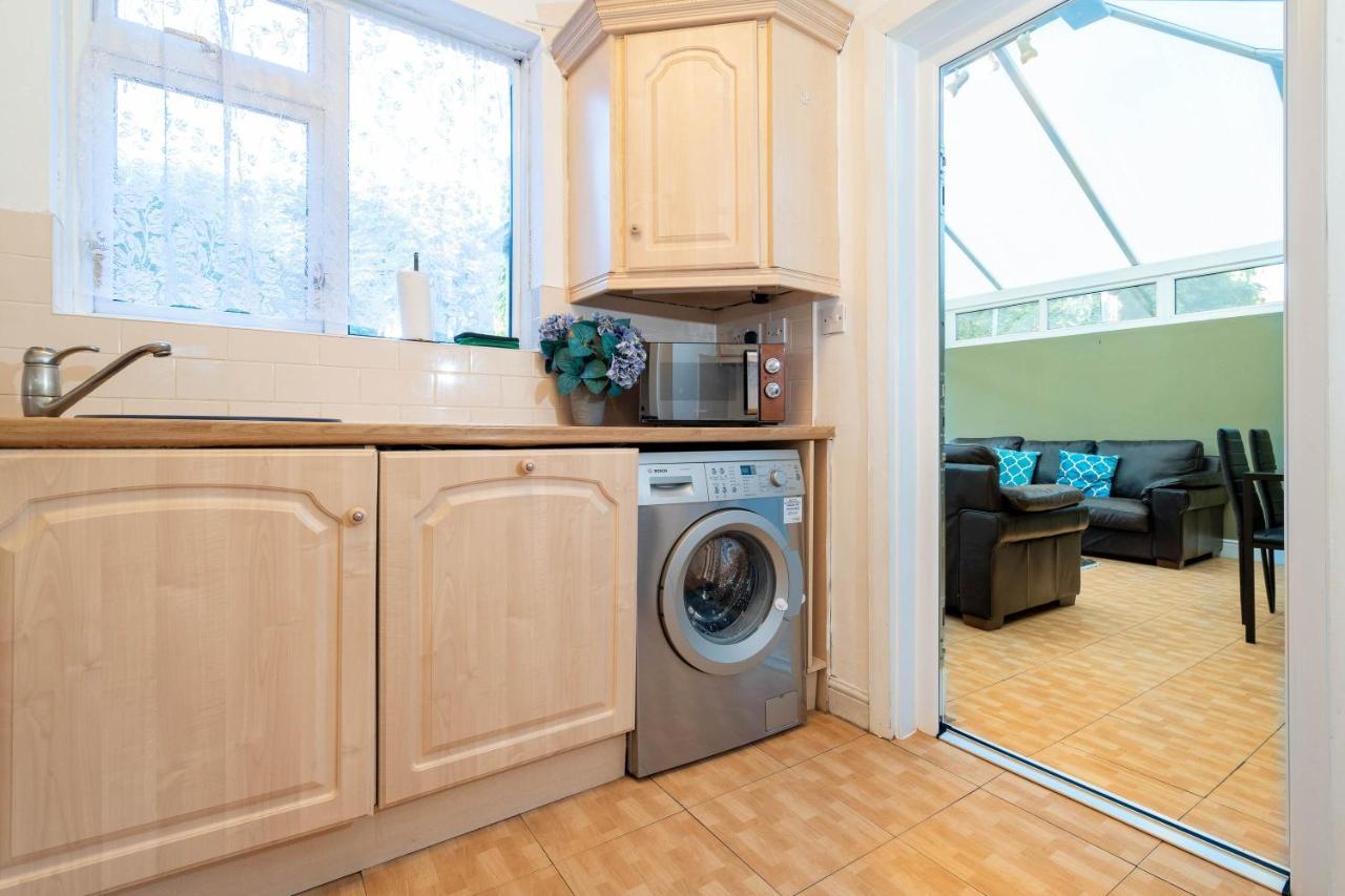 HAUS Large 5 Bedroom House l TOP RATED l Off-street Parking x 3 l Garden l Sleeps 12 l Contractors l Groups Northfield Extérieur photo